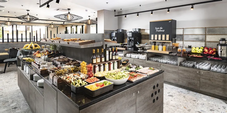 Luxusný pobyt v hoteli v centre Budapešti s raňajkami a neobmedzeným využívaním sáun