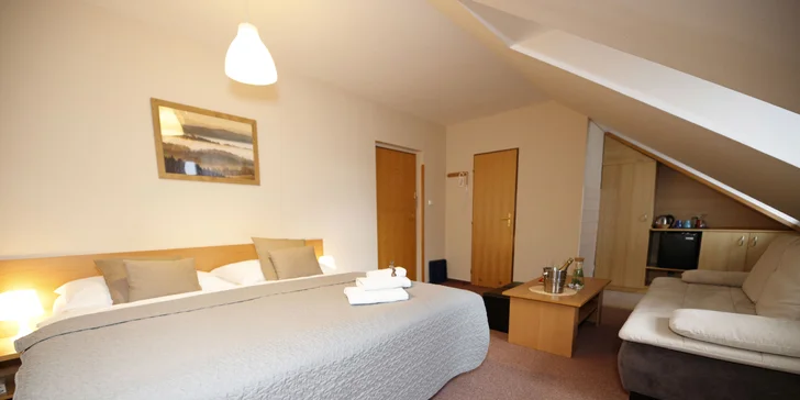 Relax v Kašperských horách pre pár aj rodinu: raňajky alebo polpenzia aj privátne wellness