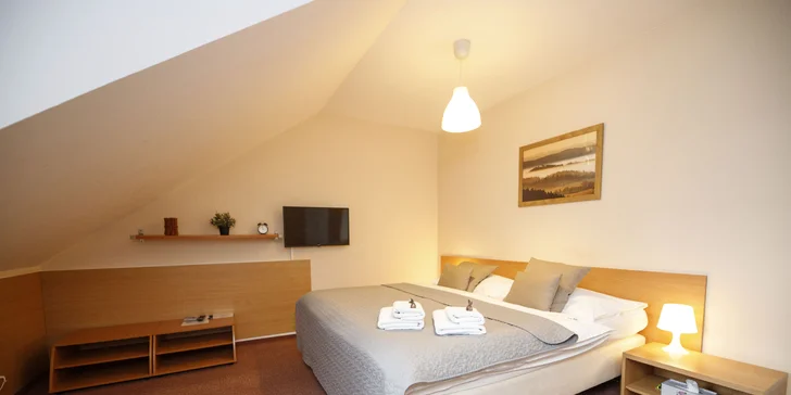 Relax v Kašperských horách pre pár aj rodinu: raňajky alebo polpenzia aj privátne wellness