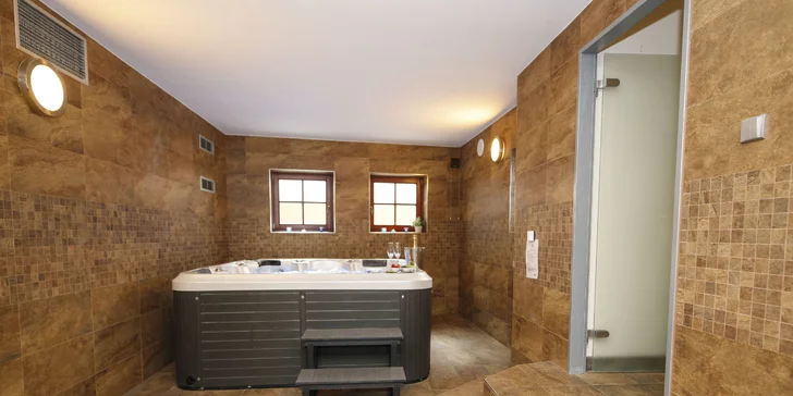 Relax v Kašperských horách pre pár aj rodinu: raňajky alebo polpenzia aj privátne wellness