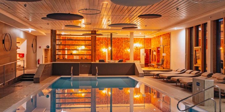 Na túry do Korután: hotel pri lanovke, neobmedzený wellness, polpenzia plus a lyžovanie