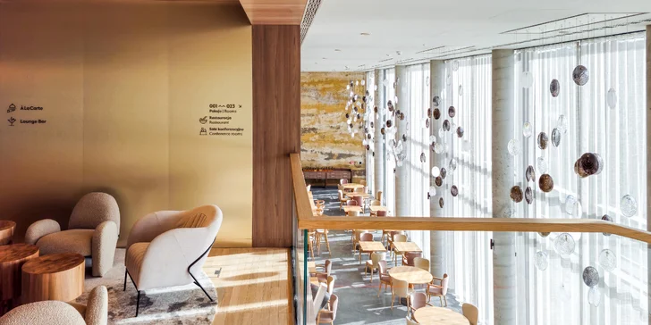 Nový hotel pri jazere Wisełka: pláže Baltu aj Volyňský park na dosah, wellness a polpenzia v cene