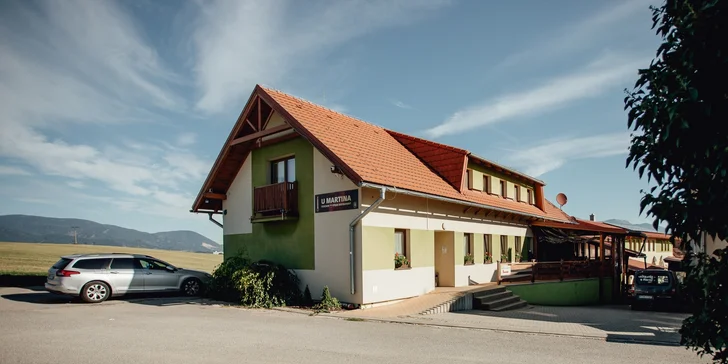 Výnimočný pobyt v penzióne neďaleko Martina s polpenziou a vstupom do wellness
