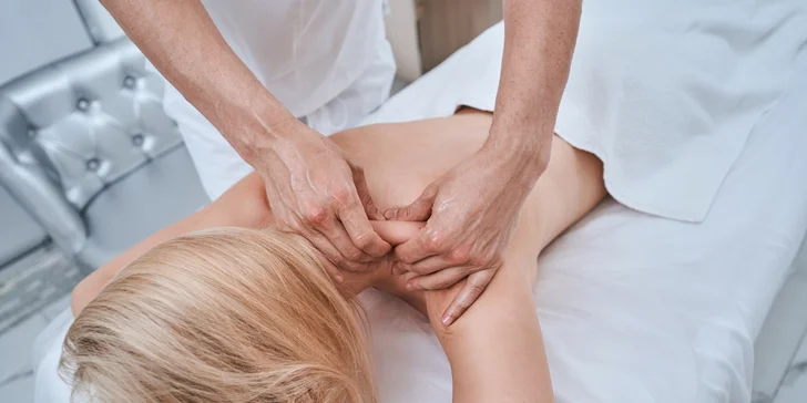 Masáž, cvičenie s fyzioterapeutom alebo Anyma Oxygena Regenerans