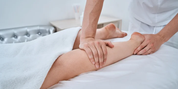 Otvorený voucher v hodnote 30, 50, 70 alebo 50 € na masáž, cvičenie s fyzioterapeutom alebo Anyma Oxygena Regenerans
