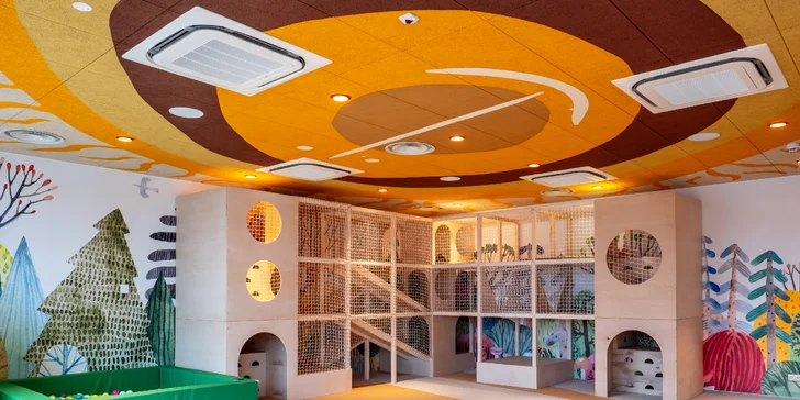 Nový hotel pri jazere Wisełka: pláže Baltu aj Volyňský park na dosah, wellness a polpenzia v cene