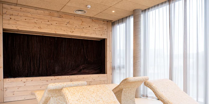 Nový hotel pri jazere Wisełka: pláže Baltu aj Volyňský park na dosah, wellness a polpenzia v cene