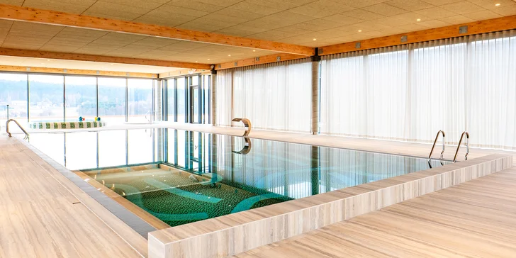 Nový hotel pri jazere Wisełka: pláže Baltu aj Volyňský park na dosah, wellness a polpenzia v cene