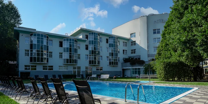 Komfortný 4* hotel s polpenziou, raňajkami alebo all inclusive a neobmedzeným wellness