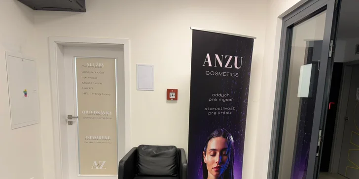 Head Spa s LED terapiou alebo mezoterapiou pre pokožku hlavy a vlasov v Anzu Cosmetics