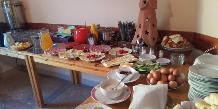 Relax v Janských Lázňach: raňajky, relaxačný program aj vstup do aquacentra