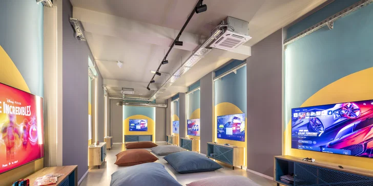Dovolenka na Makarskej riviére: 3* hotel s plnou penziou, bazénom a vybavením pre deti, 100 m od pláže