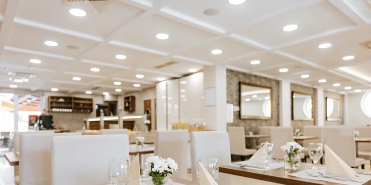Elegantný wellness hotel s priamym prechodom do kúpeľov v každom počasí