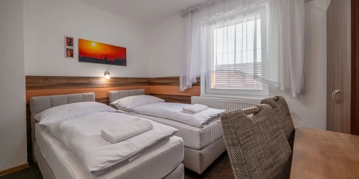Rodinná atmosféra v apartmánovom dome so záhradou, altánkom, grilom aj detským ihriskom, aquapark na skok