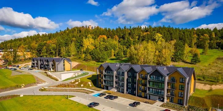 Pobyt v poľských Krkonošiach: apartmány pri jazere Sosnówka, raňajky či polpenzia a wellness