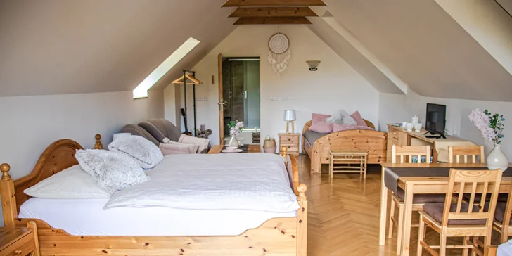 Liečebný relax v Luhačoviciach: nové apartmány so záhradou, raňajky aj kúpeľ vo wellness sude