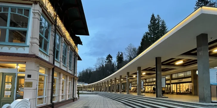 Liečebný relax v Luhačoviciach: nové apartmány so záhradou, raňajky aj kúpeľ vo wellness sude