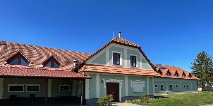 Dovolenka na statku s koňmi pri Kroměříži: raňajky alebo polpenzia, možnosť jazdy na koni