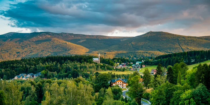 Nový moderný rezort v Sklárskej Porube: raňajky či polpenzia, wellness, infinity bazén