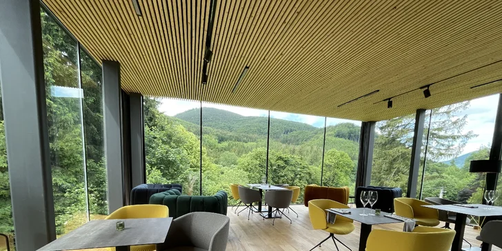 Dovolenka v Beskydách: luxusný dizajnový garden hotel s vynikajúcou kuchyňou, wellness a prírodným kúpaním