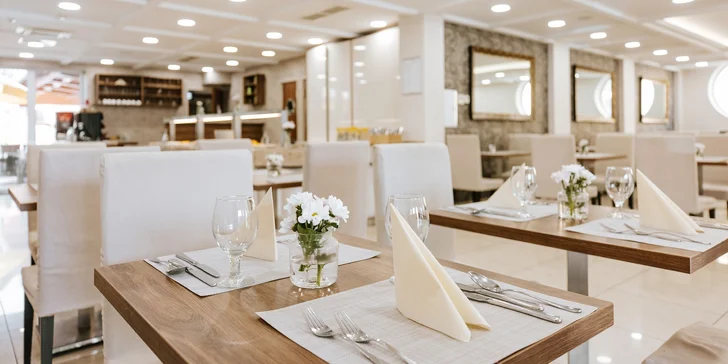 Elegantný wellness hotel s priamym prechodom do kúpeľov v každom počasí
