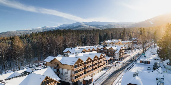 Vo dvojici alebo s rodinou do poľských Krkonôš: krásny 5* rezort s jedlom a neobmedzeným wellness