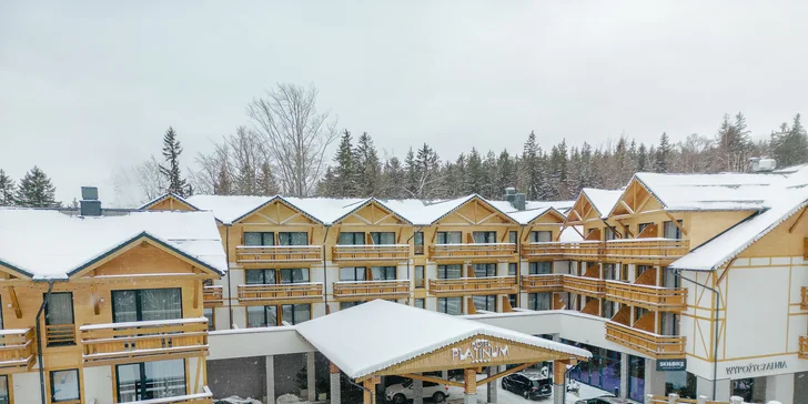 Vo dvojici alebo s rodinou do poľských Krkonôš: krásny 5* rezort s jedlom a neobmedzeným wellness