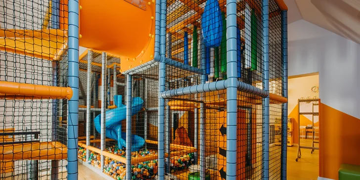 Podhorie poľských Krkonoš pre pár aj rodinu: jedlo, neobmedzený wellness aj zábavné centrum