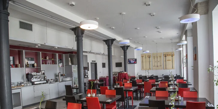 4* pobyt v Jihlave: raňajky aj večere, wellness, masáž aj návšteva zoo alebo aquaparku