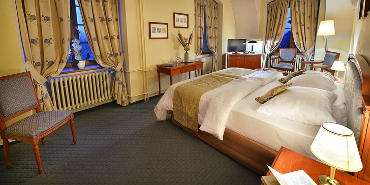 Zámocký pobyt: park s unikátnym labyrintáriom, polpenzia aj bazén a sauna