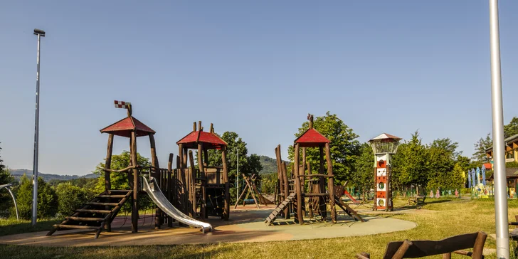 4* relax v Beskydoch: pobyt s raňajkami alebo polpenziou aj privátnym wellness