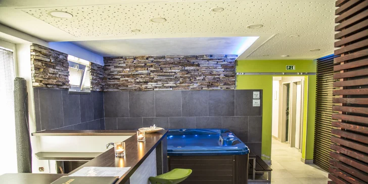 Relax na juhu Čiech: raňajky, neobmedzený vstup do wellness aj romantický balíček