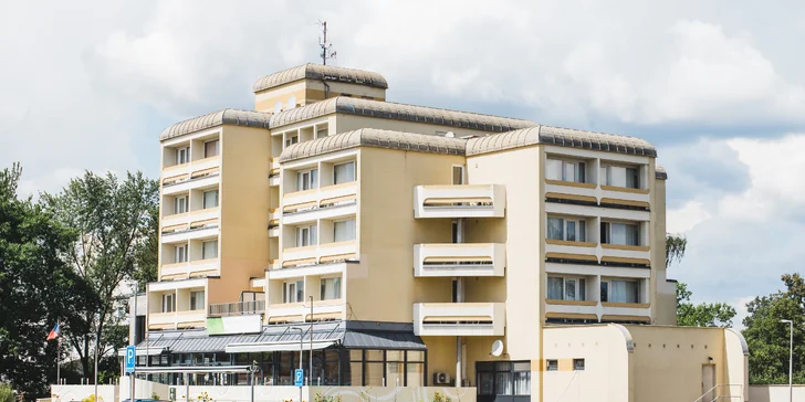 Relax na juhu Čiech: raňajky, neobmedzený vstup do wellness aj romantický balíček