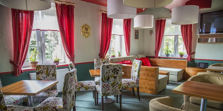 Oddychový pobyt v Beskydách: valašská kuchyňa pre gurmánov aj privátne wellness