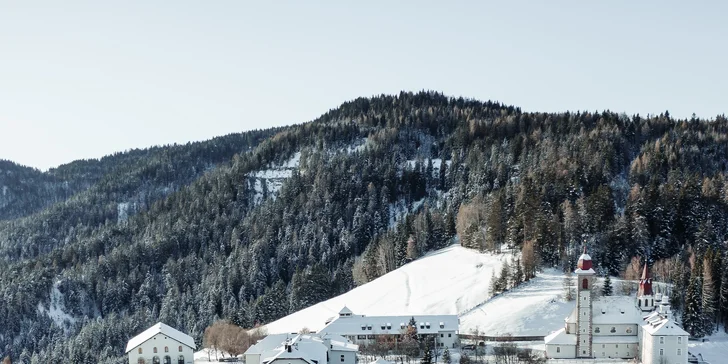 Za parádnou lyžovačkou do Dolomit: 3* hotel s polpenziou