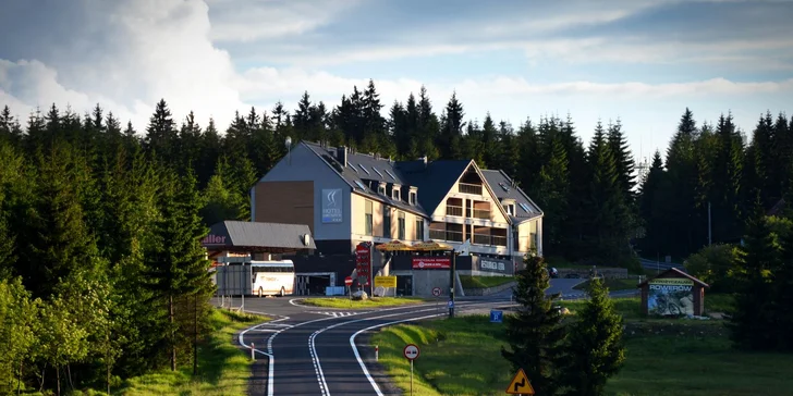 Objavte krásy poľských Krkonoš: polpenzia aj wellness, možnosť elektrobicyklov či lekcie lyžovania