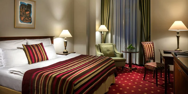 Luxusný hotel pri Václavskom námestí: izba Deluxe, raňajky, parkovanie aj neskorý check-out