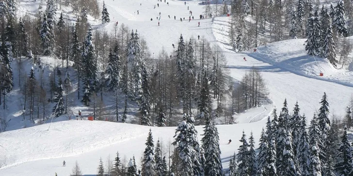 Luxusný hotel v Korutánsku: all inclusive a wellness, akcie 2 deti zadarmo