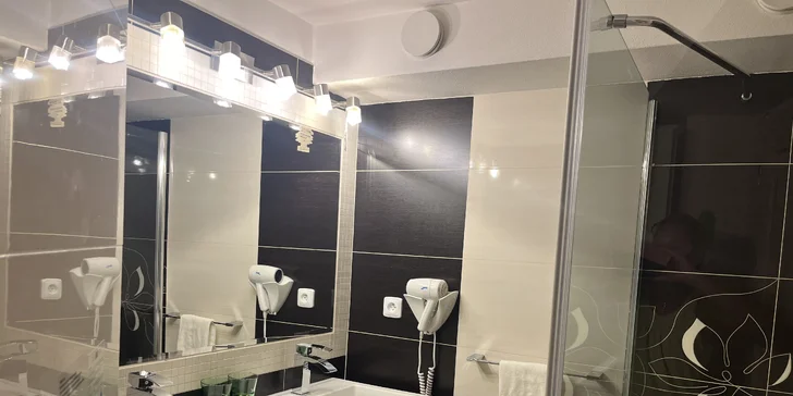 Pobyt v Beskydách s raňajkami, kreditom na večeru aj privátnym vstupom do wellness