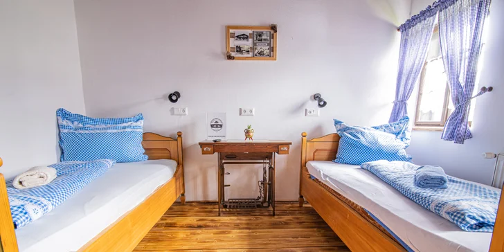 Pobyt v pravej šumavskej drevenici pre pár aj rodinu: raňajky alebo polpenzia