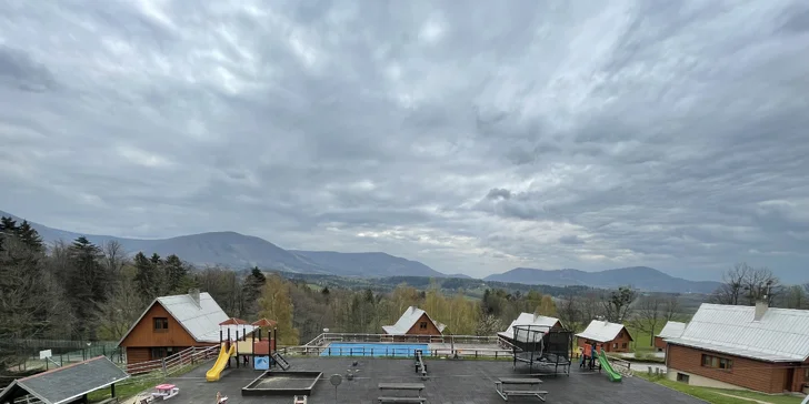 Relax v srdci Beskýd: polpenzia, bio mäso, veľké vyžitie v areáli aj v okolí Pustevien