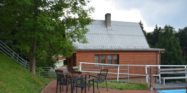 Relax v srdci Beskýd: polpenzia, bio mäso, veľké vyžitie v areáli aj v okolí Pustevien