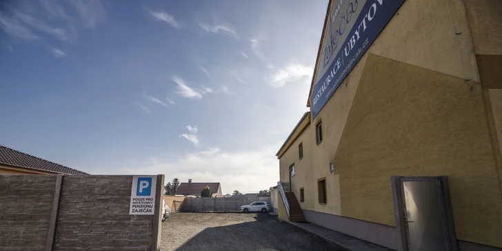 Pobyt pri Pálave: vírivka, polpenzia, možnosť all inclusive nápojov alebo degustácie vína