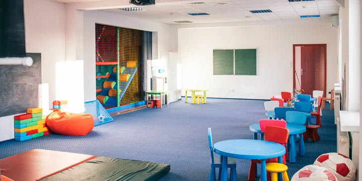 4* rodinný hotel s termálnymi kúpeľmi: polpenzia, detské ihrisko aj herňa, 300 m od pláže