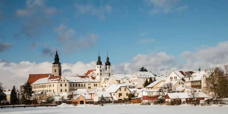 Pobyt v Telči v hoteli na námestí: všedné dni aj víkendy, polpenzia, víno aj káva