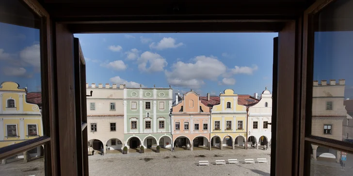 Pobyt v Telči v hoteli na námestí: všedné dni aj víkendy, polpenzia, víno aj káva