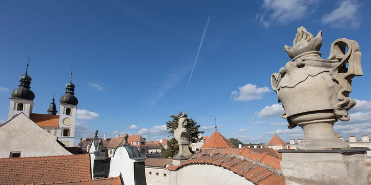 Pobyt v Telči v hoteli na námestí: všedné dni aj víkendy, polpenzia, víno aj káva