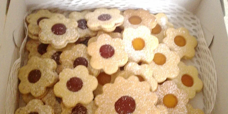 Linecké pečivo, oškvarkové pagáče alebo torta podľa vlastného výberu