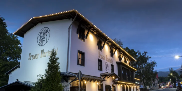 Aktívny pobyt v Krkonošiach: polpenzia, wellness aj romantický balíček s masážou