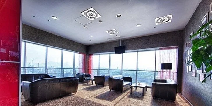 2 hodiny vo wellness centre v HOLIDAY INN****
